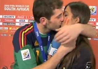 Roja emoci&oacute;n