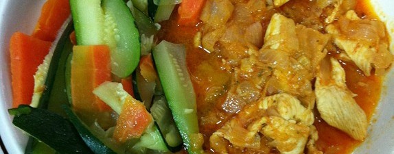 Cocinillas: Pollo en adobo con salsa de Cebolla